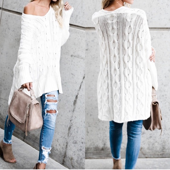 Sweaters - Oversized Loose Knit Sweater